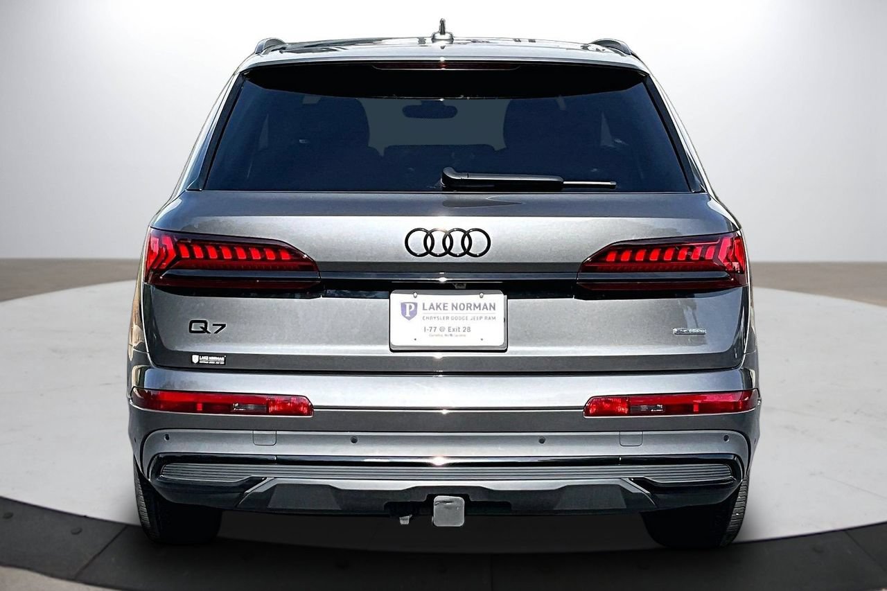 Used 2024 Audi Q7 3.0T Prestige AWD/4WD image 8
