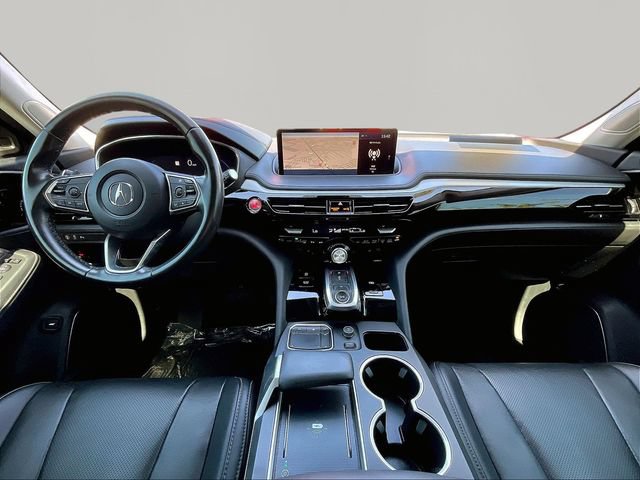 Used 2024 Acura MDX w/ Technology Package FWD image 9