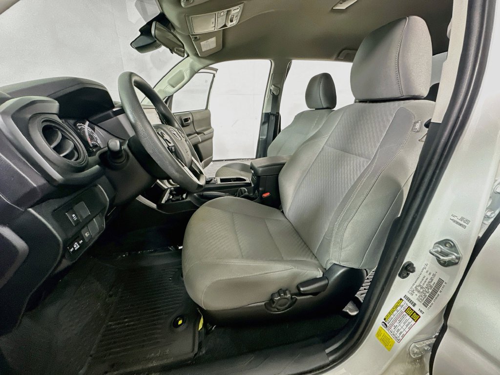 Used 2023 Toyota Tacoma SR AWD/4WD image 17