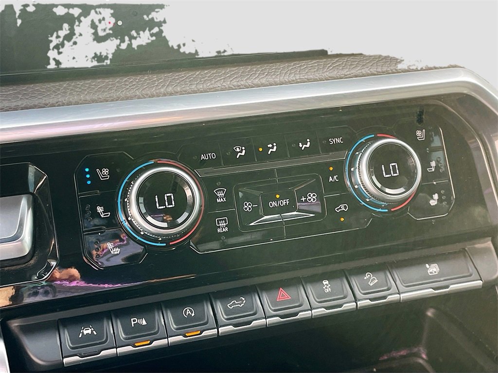 Used 2023 GMC Sierra 1500 Denali w/ Denali Reserve Package image 18