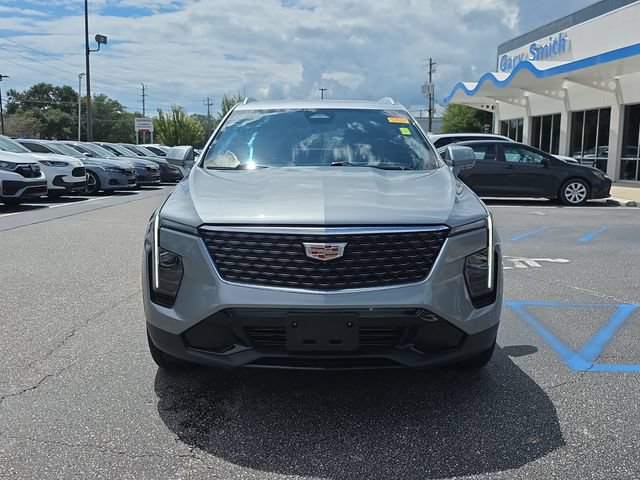 Used 2025 Cadillac XT4 Premium Luxury FWD image 9
