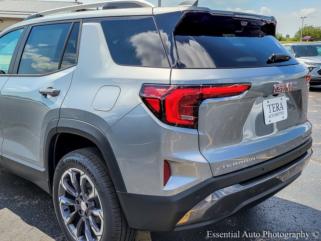 New 2026 GMC Terrain Elevation w/ Elevation Premium Package AWD/4WD image 6