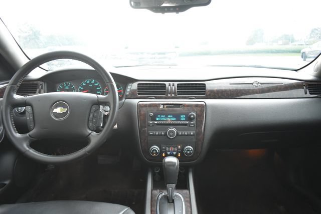 Used 2014 Chevrolet Impala LTZ FWD image 29