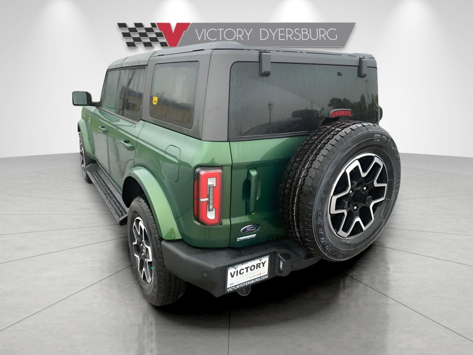 New 2025 Ford Bronco Outer Banks image 6