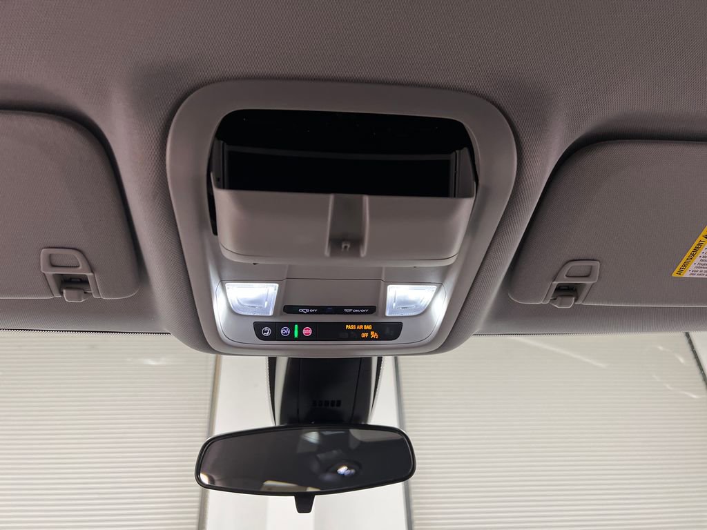 Used 2025 Chevrolet Blazer LT image 59