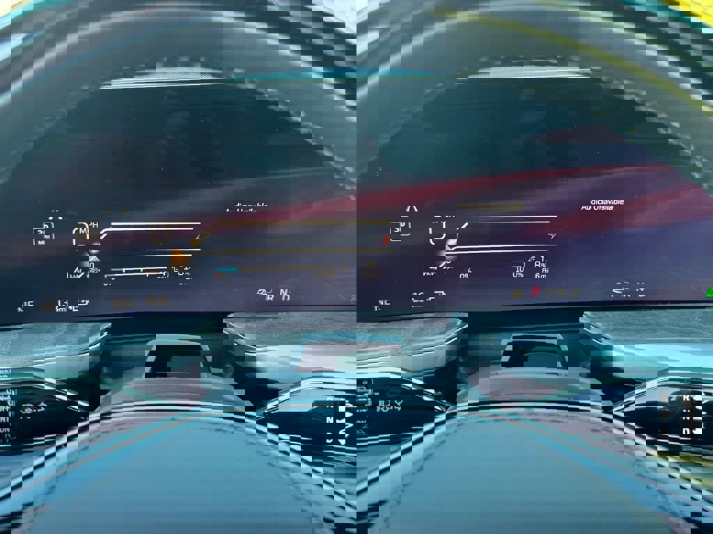 New 2025 Cadillac Escalade IQ Luxury 2 image 28