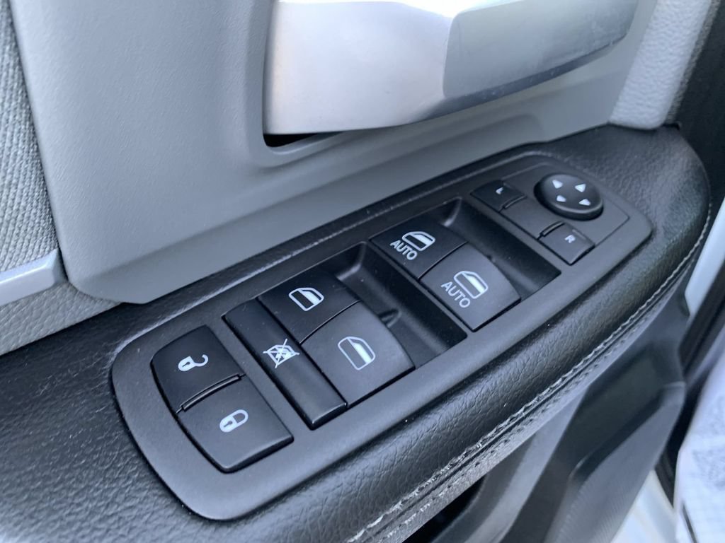 Used 2022 RAM 3500 Big Horn AWD/4WD image 21
