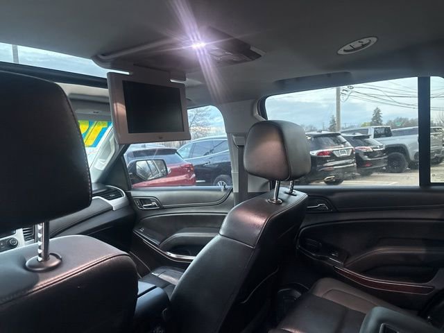 Used 2019 GMC Yukon SLT w/ Premium Edition AWD/4WD image 32