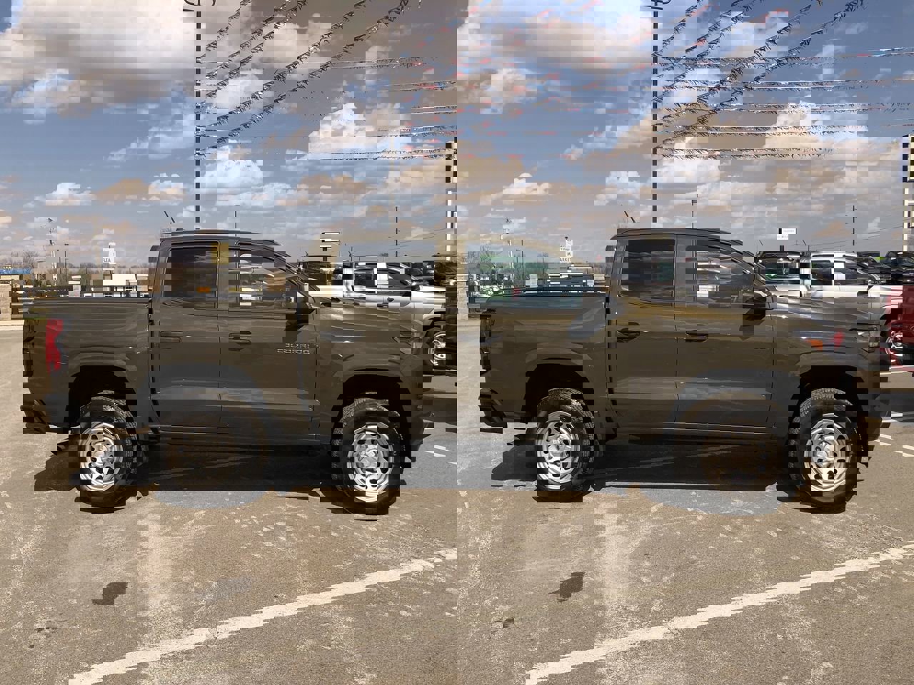 Used 2024 Chevrolet Colorado W/T image 6