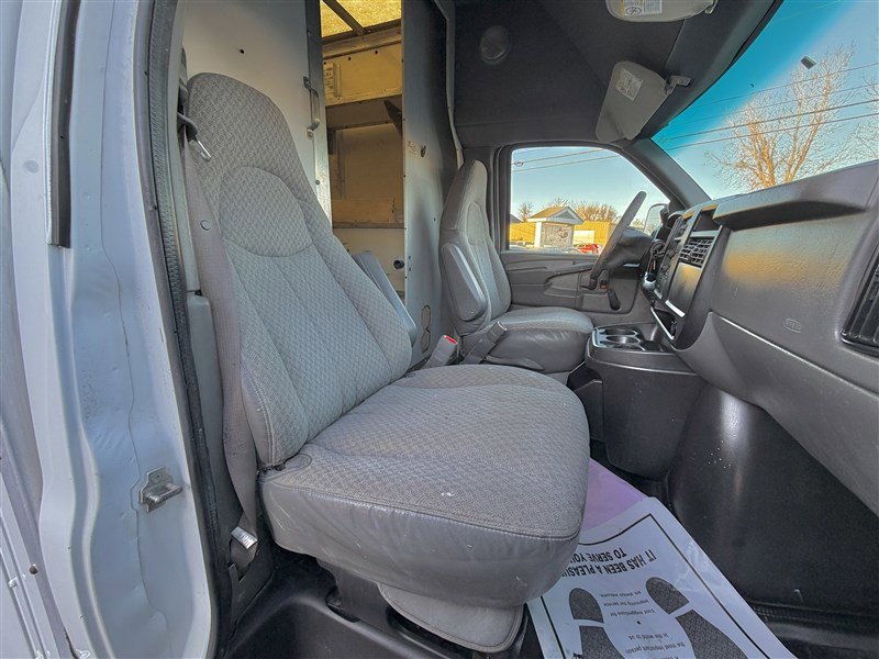 Used 2007 GMC Savana 3500 image 10