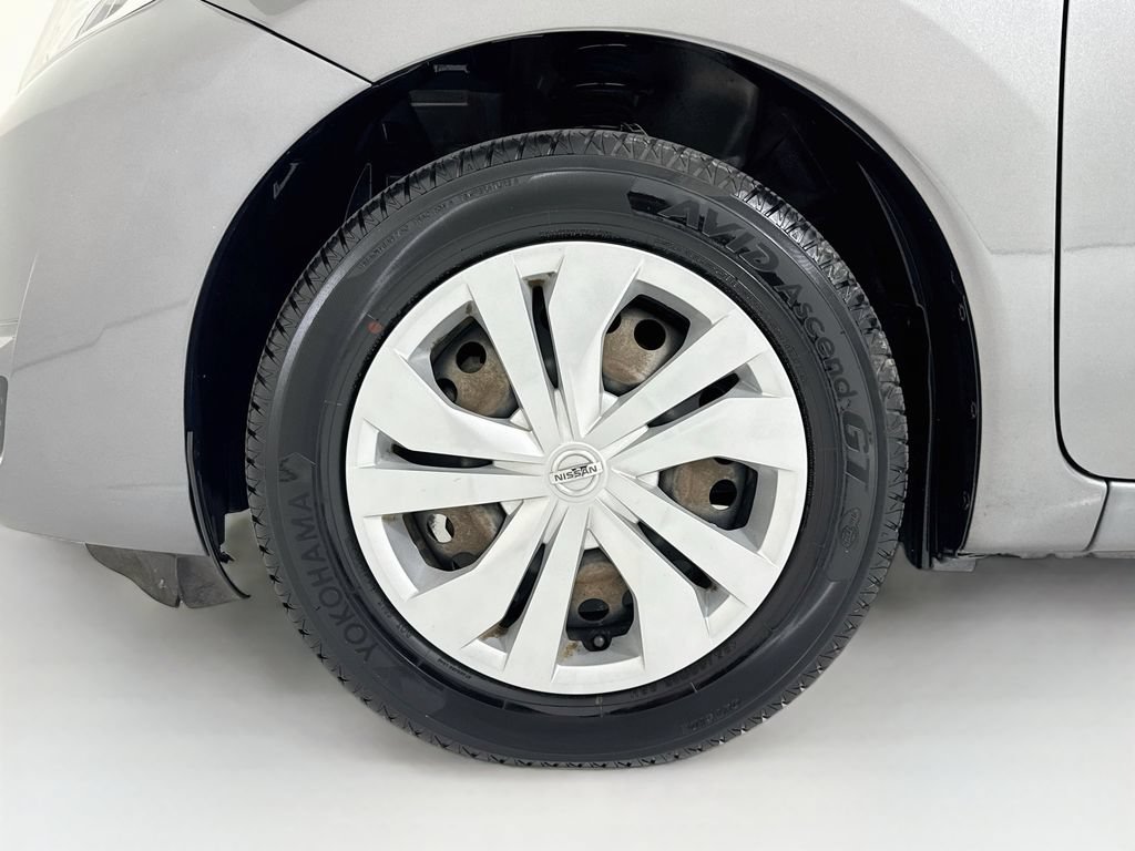 Used 2017 Nissan Versa Note SV FWD image 25