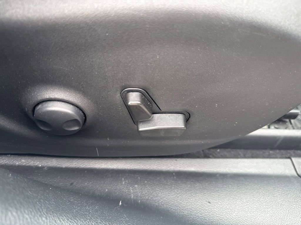 Used 2022 Jeep Cherokee Trailhawk w/ Premium Leather Package image 33