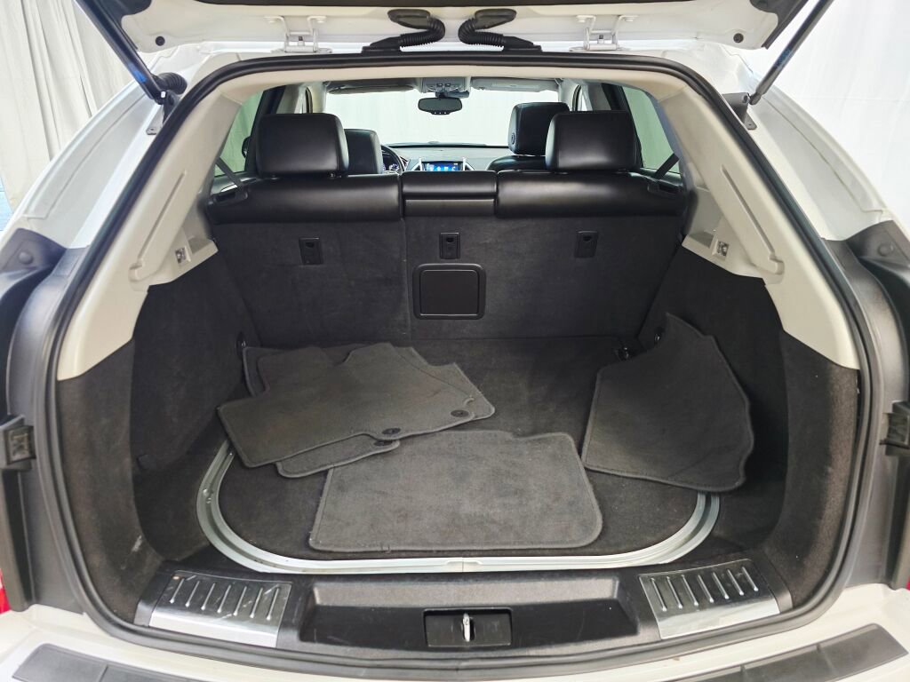 Used 2015 Cadillac SRX Performance w/ Driver Awareness Package FWD image 16