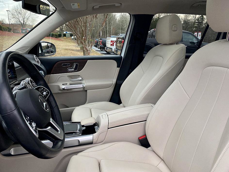 Used 2023 Mercedes-Benz GLB 250 4MATIC image 10
