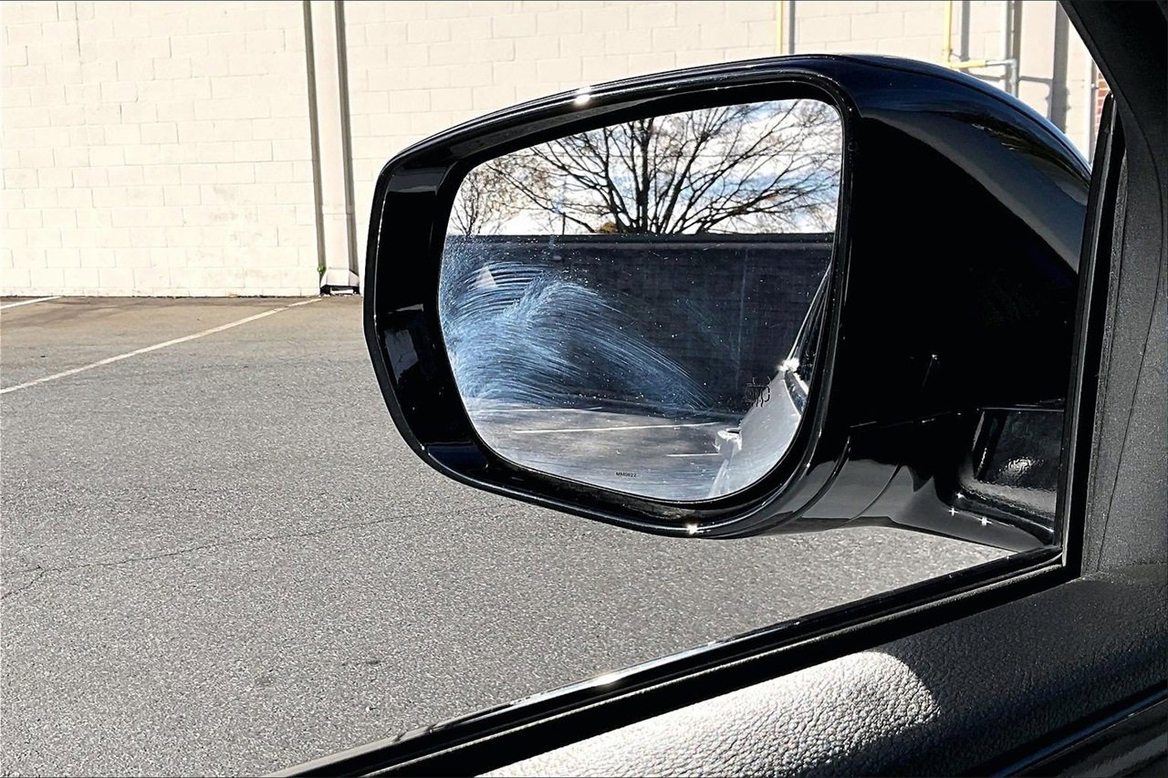 Certified 2022 Jeep Grand Cherokee L Laredo image 28