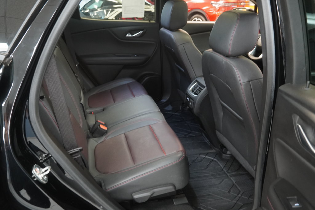 Used 2023 Chevrolet Blazer RS w/ LPO, Floor Liner Package FWD image 21