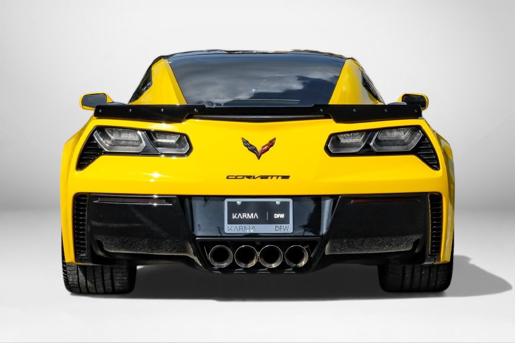 Used 2015 Chevrolet Corvette Z06 w/ 2LZ Preferred Equipment Group RWD image 7
