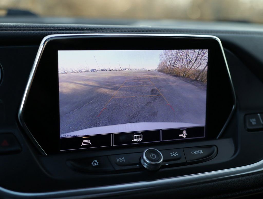 Used 2022 Chevrolet Blazer Premier w/ Enhanced Convenience Package AWD/4WD image 15