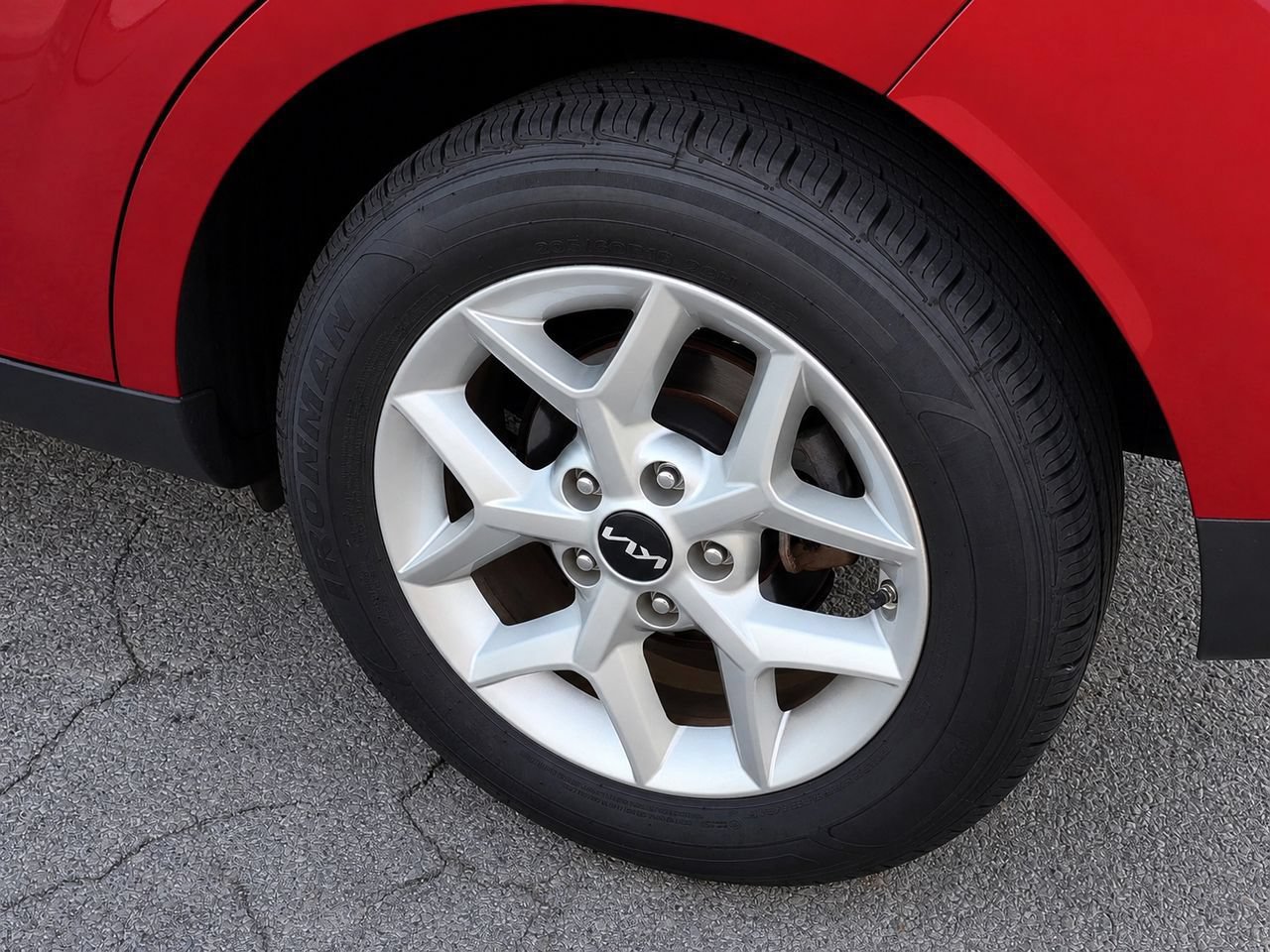 Used 2024 Kia Soul LX w/ Option Group 015 FWD image 10