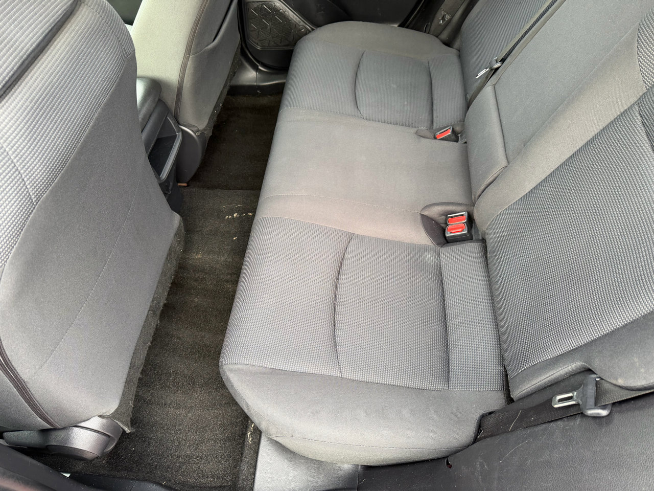 Used 2019 Toyota RAV4 LE image 44