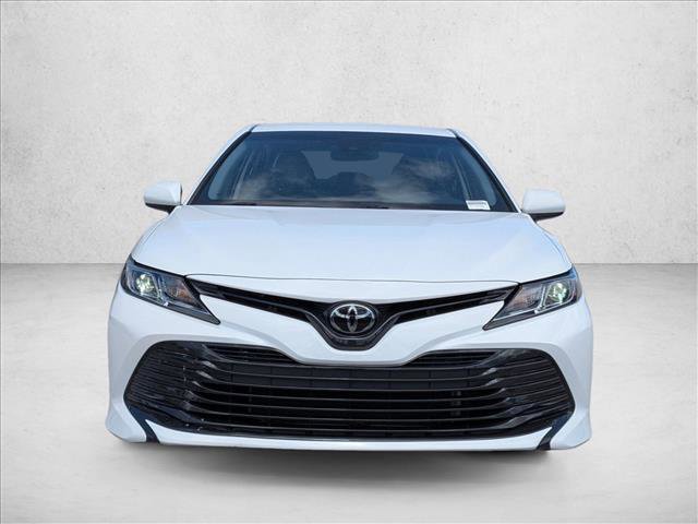 Used 2018 Toyota Camry LE FWD video 2
