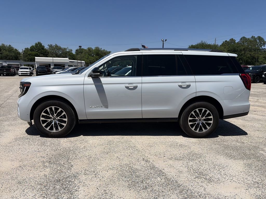 Used 2025 Ford Expedition Platinum AWD/4WD image 4