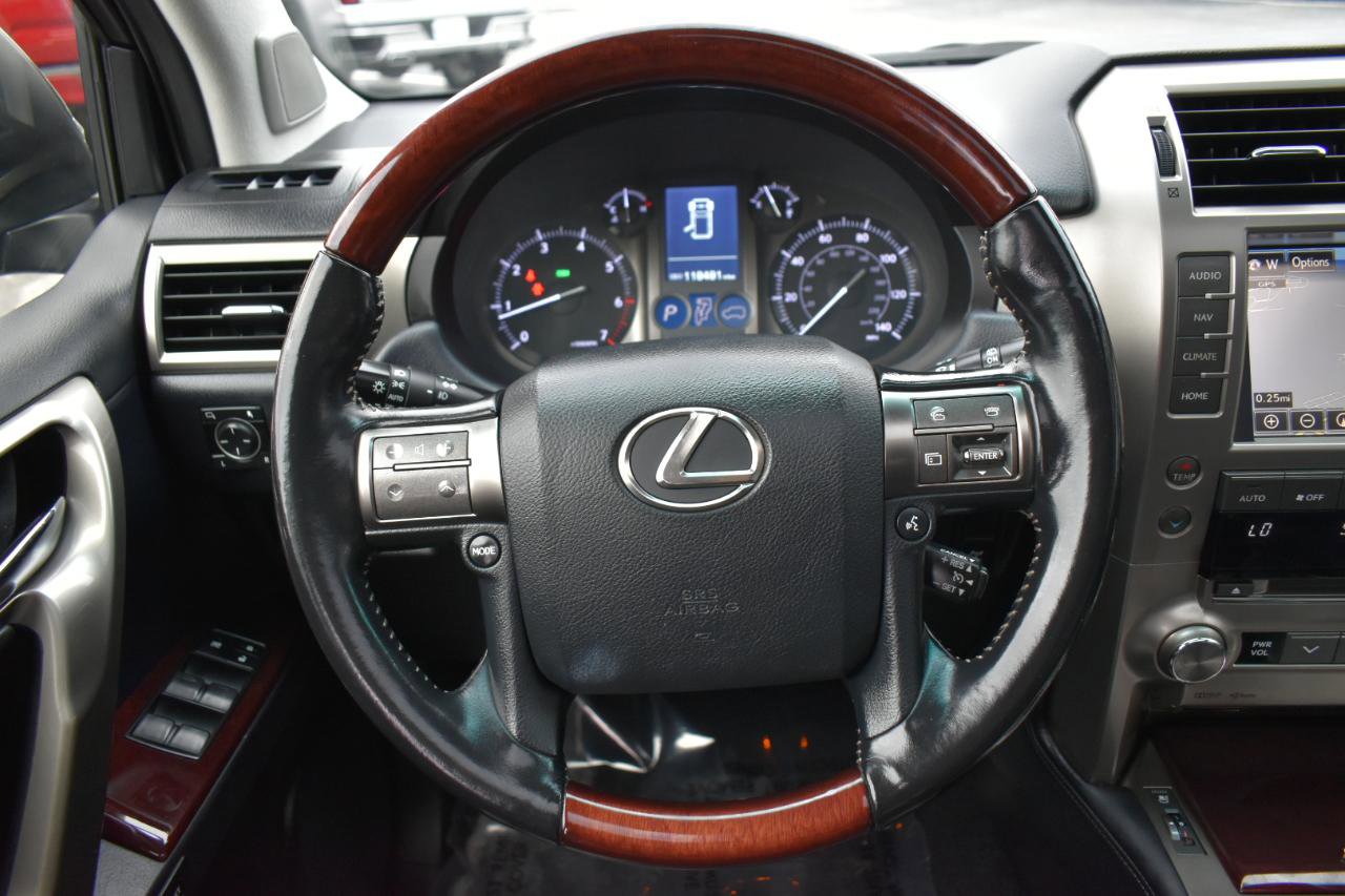 Used 2017 Lexus GX 460 Premium AWD/4WD image 14