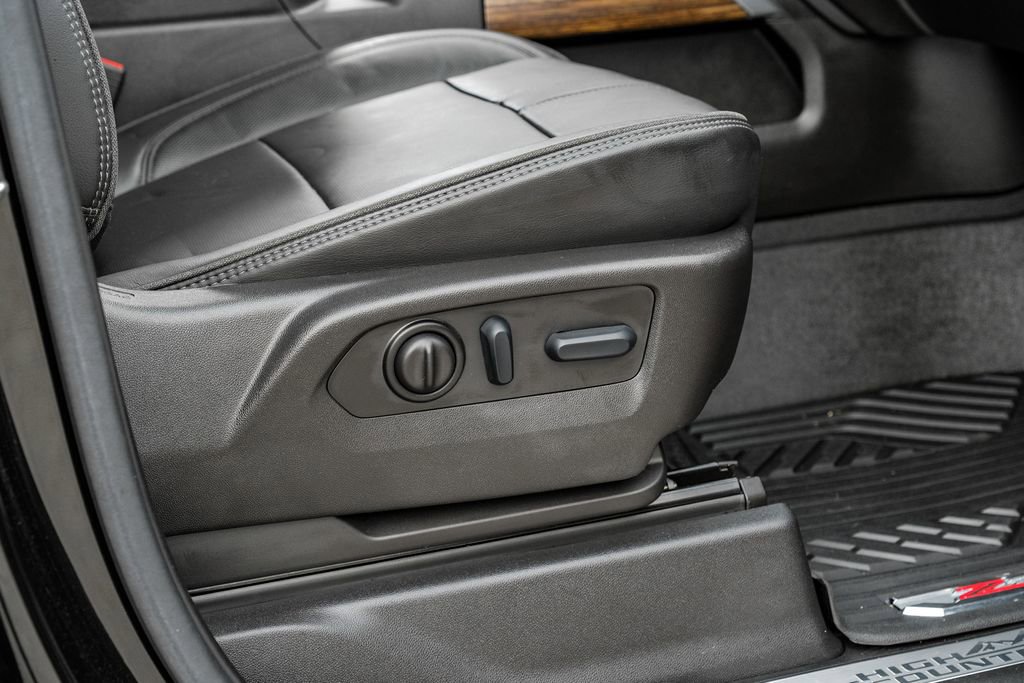 Used 2023 Chevrolet Silverado 3500 High Country w/ Z71 Off-Road Package image 44