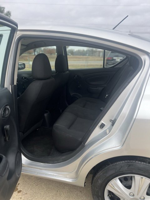 Used 2019 Nissan Versa S Plus image 13