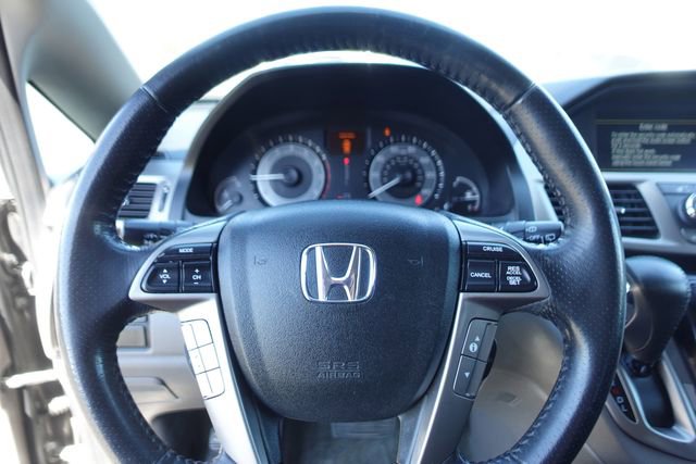 Used 2016 Honda Odyssey Touring Elite image 13