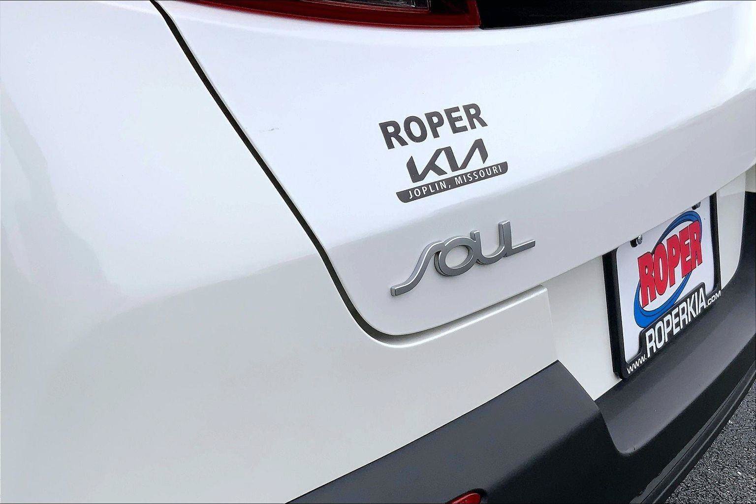 Used 2022 Kia Soul LX w/ Technology Package FWD image 8