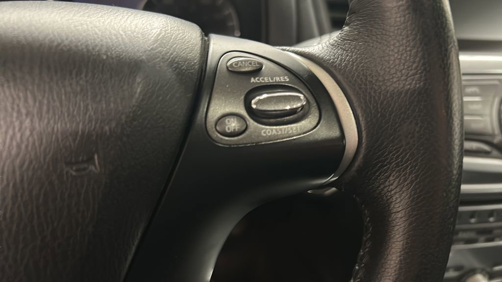 Used 2017 Nissan Pathfinder SL w/ SL Tech Package image 22