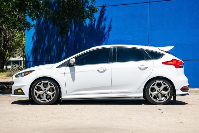 Used 2016 Ford Focus ST image 13