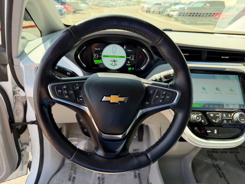 Used 2019 Chevrolet Bolt Premier w/ Infotainment Package FWD image 22