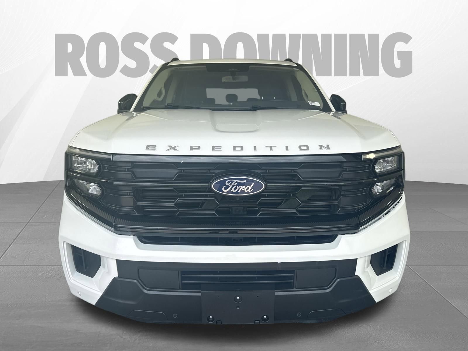 Used 2025 Ford Expedition Active image 2
