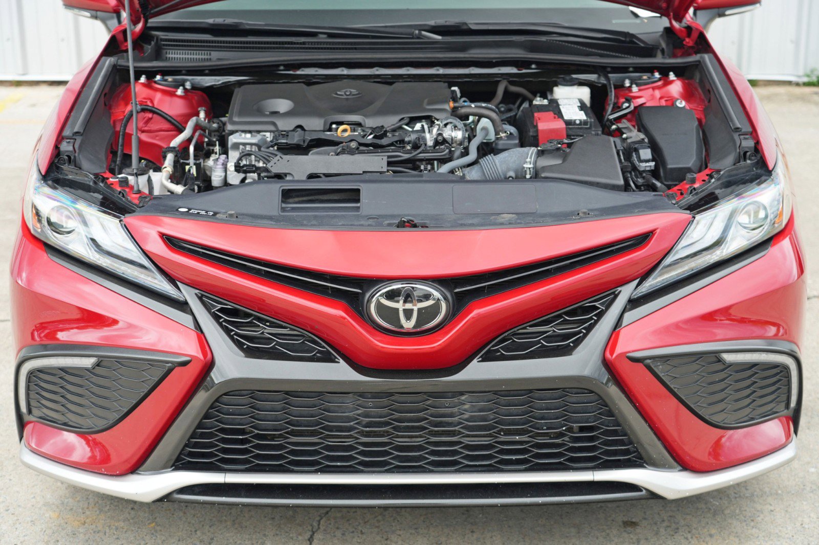 Used 2024 Toyota Camry XSE image 6