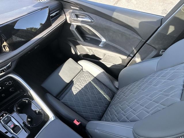 Used 2025 Audi SQ5 Premium Plus w/ Premium Plus Package AWD/4WD image 33