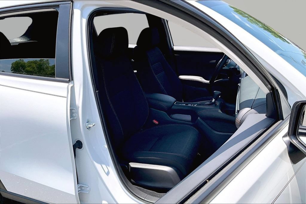 Certified 2026 Honda HR-V Sport image 19