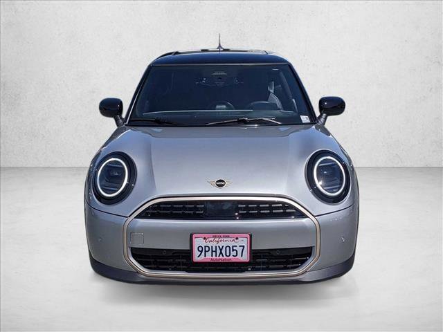 Used 2025 MINI Cooper 2-Door Hardtop video 2