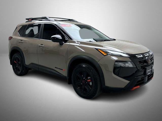 Certified 2025 Nissan Rogue SV image 3