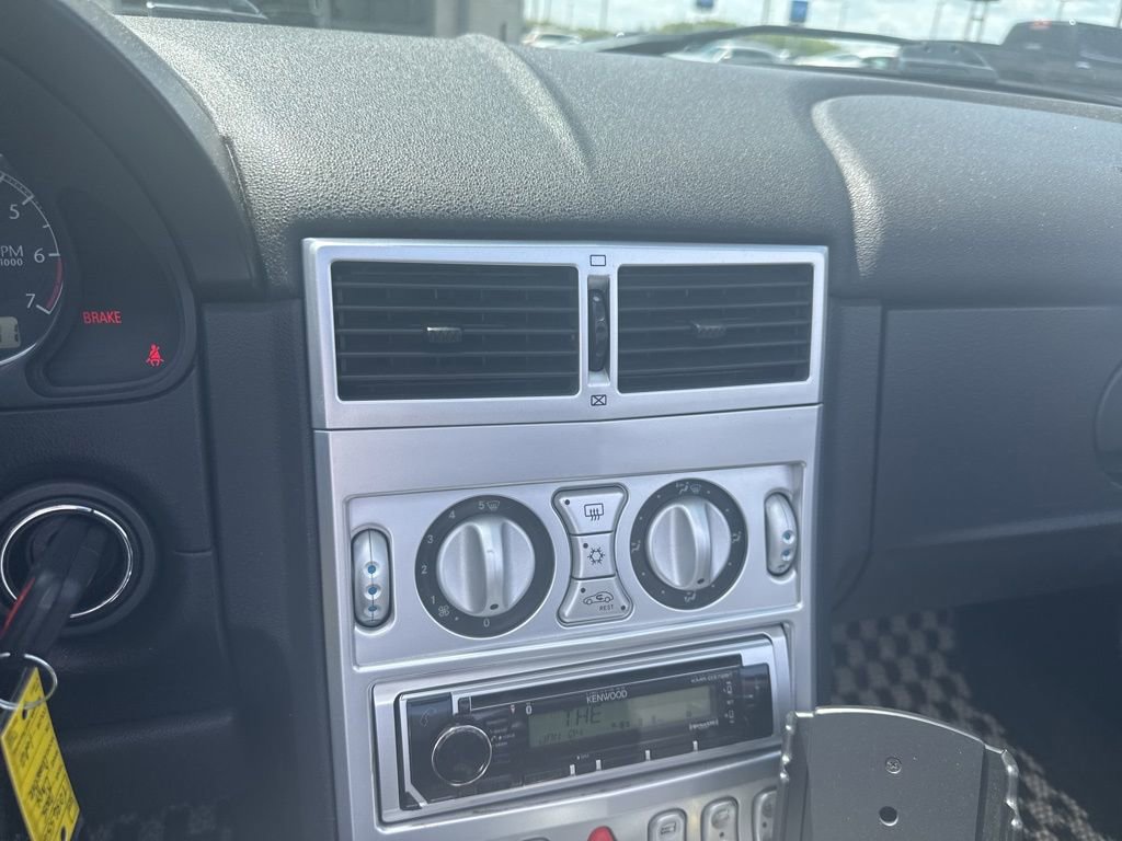 Used 2005 Chrysler Crossfire Limited RWD image 12