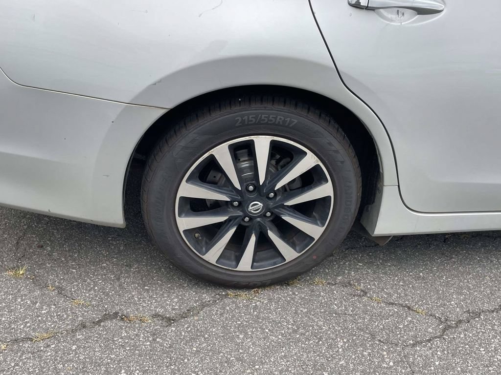 Used 2018 Nissan Altima 2.5 SV FWD image 8