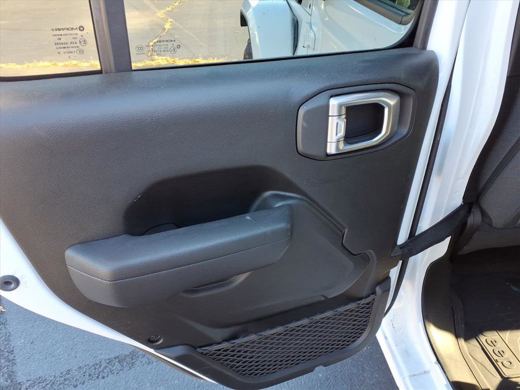 Used 2024 Jeep Wrangler Unlimited w/ Technology Group AWD/4WD image 11