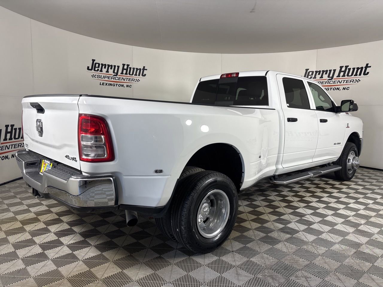 Used 2022 RAM 3500 Tradesman image 4