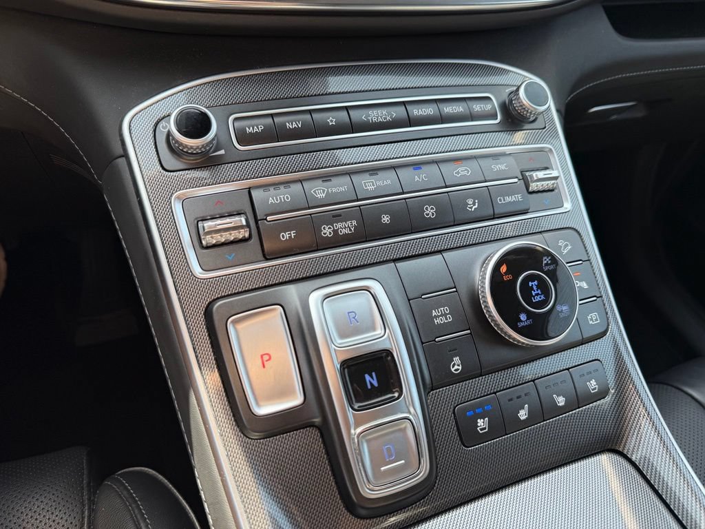 Used 2023 Hyundai Santa Fe Limited AWD/4WD image 18