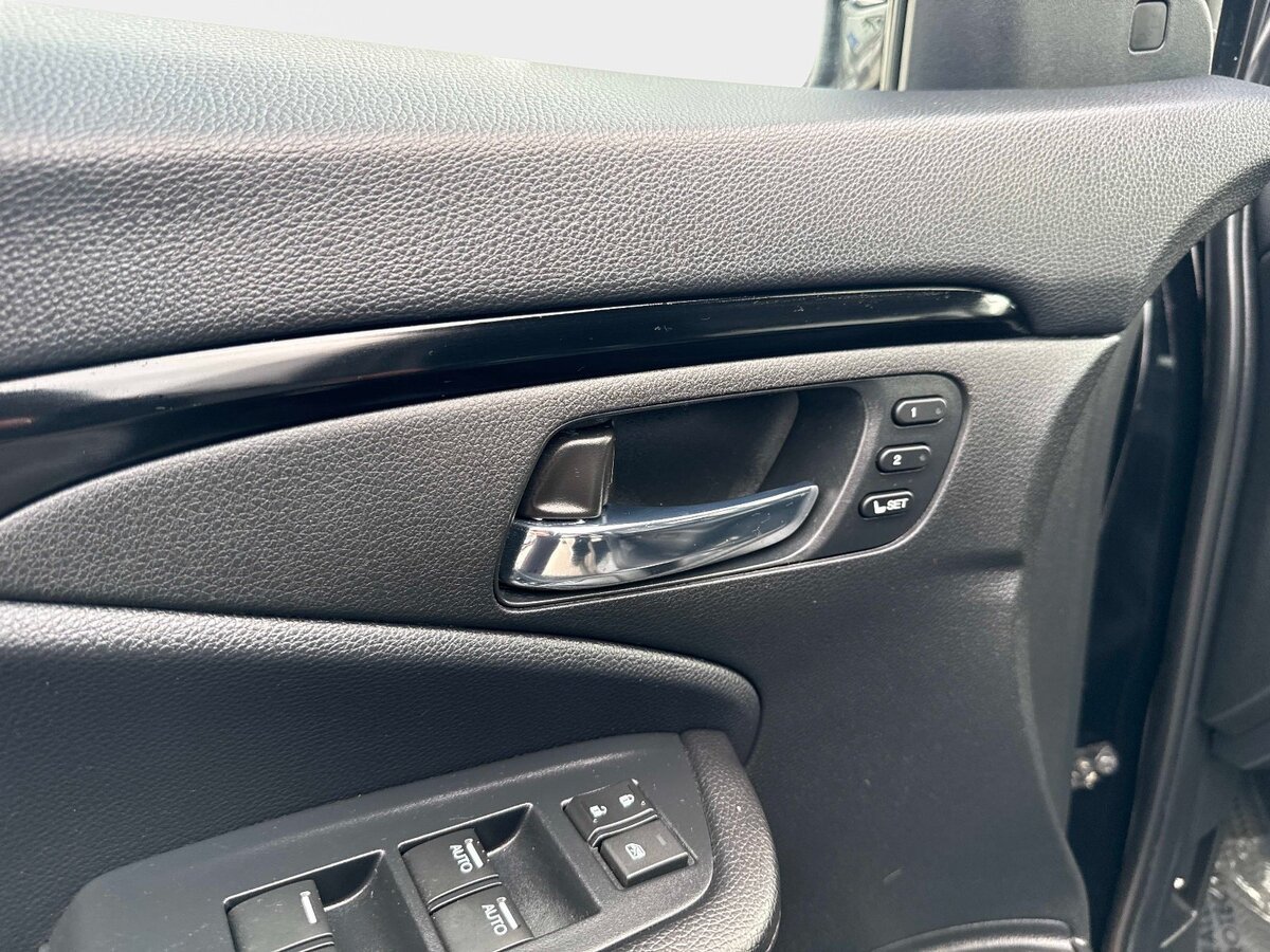 Used 2021 Honda Pilot Touring image 19
