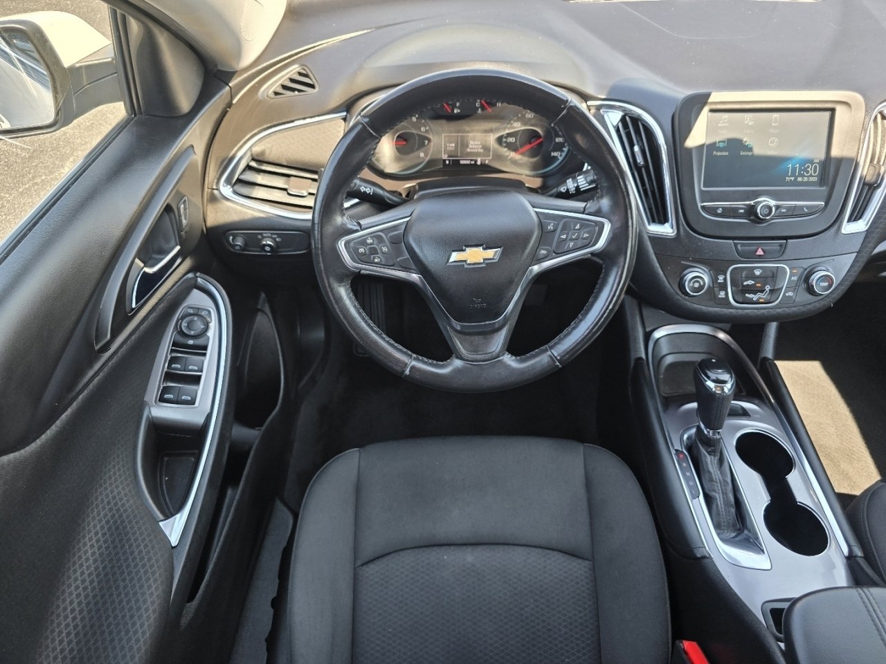 Used 2018 Chevrolet Malibu LT w/ Sport Package FWD image 21