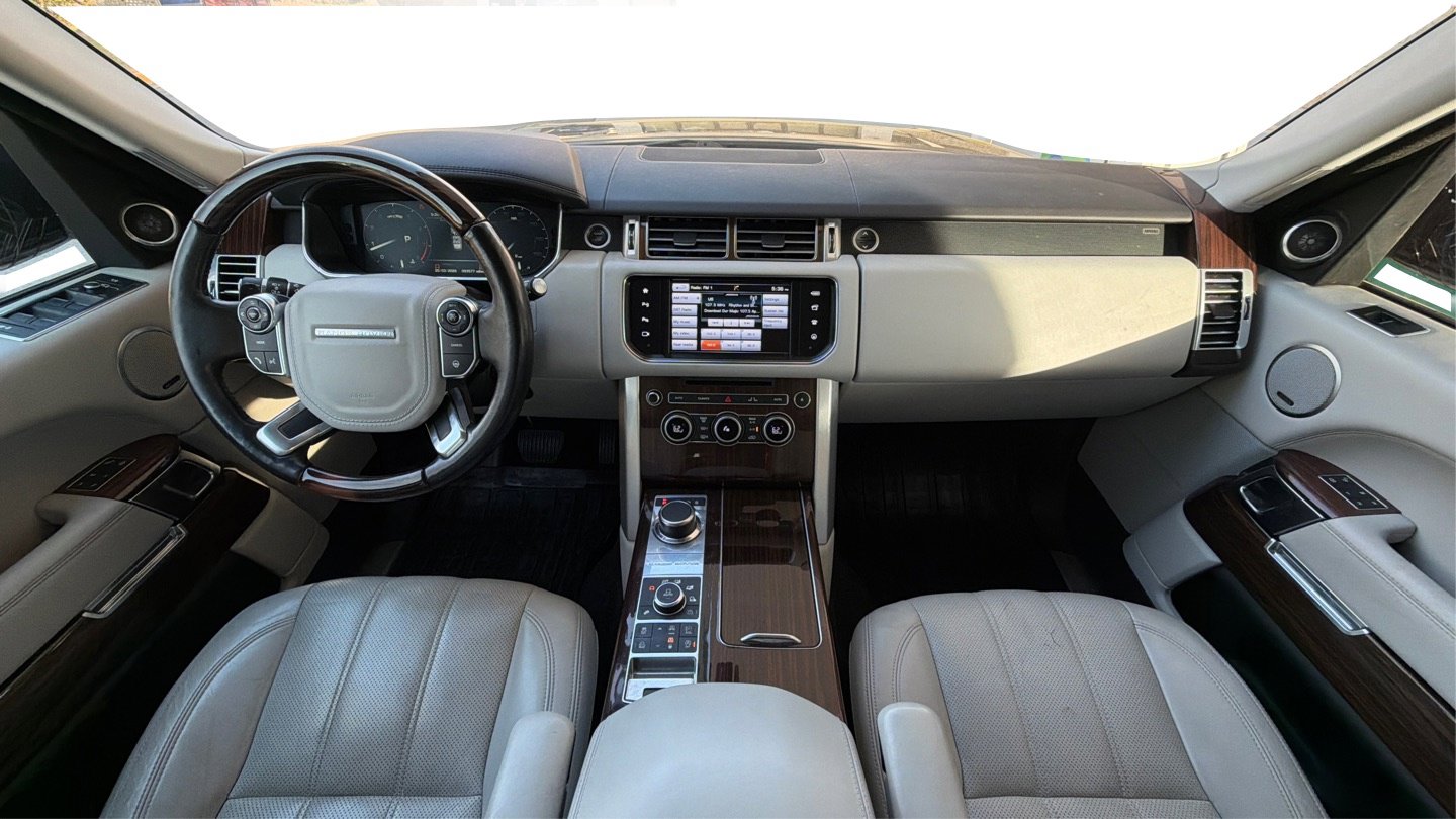 Used 2016 Land Rover Range Rover HSE image 30