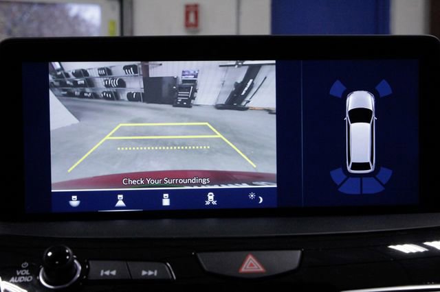 Used 2025 Acura RDX w/ Technology Package image 40