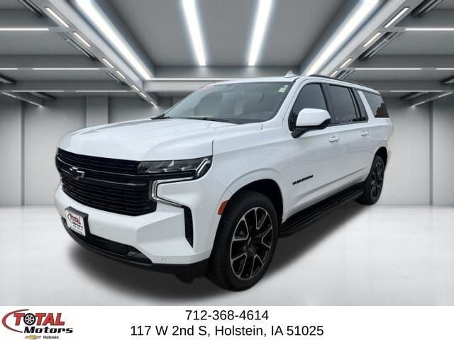 Used 2023 Chevrolet Suburban RST AWD/4WD image 4